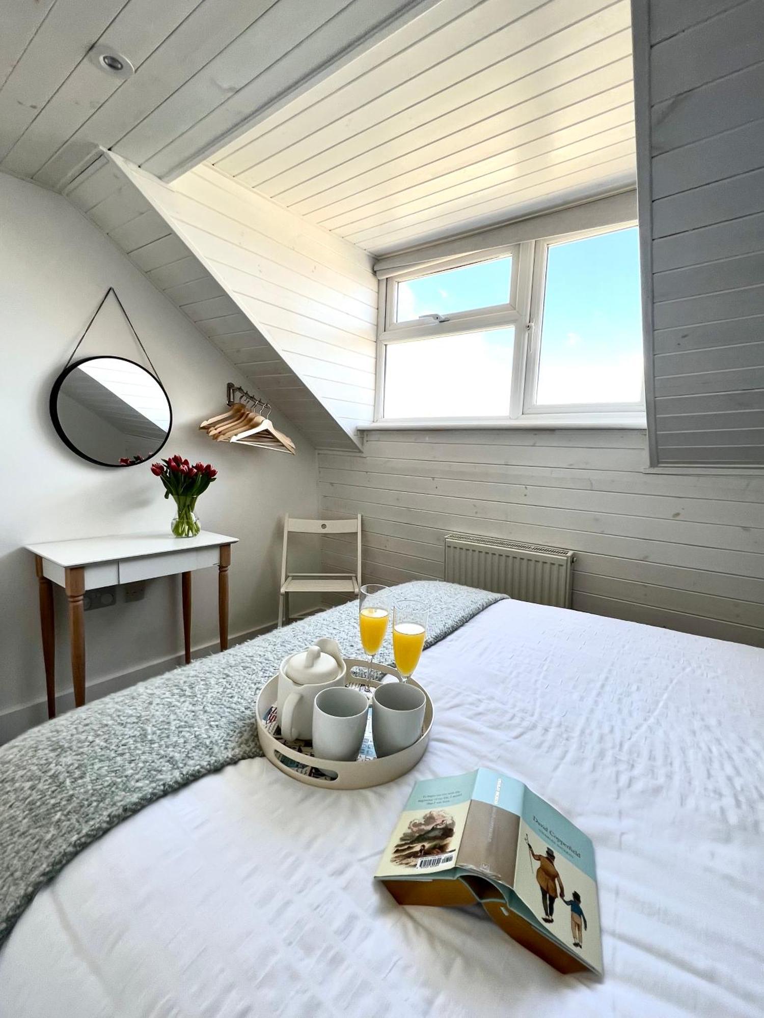 Central, Seaview Apartment, 3 Beds, 2 Baths, Kid & Dog Friendly At The Lookout Broadstairs Extérieur photo