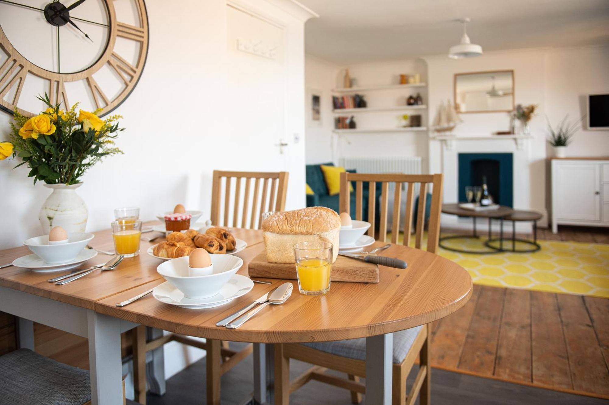 Central, Seaview Apartment, 3 Beds, 2 Baths, Kid & Dog Friendly At The Lookout Broadstairs Extérieur photo