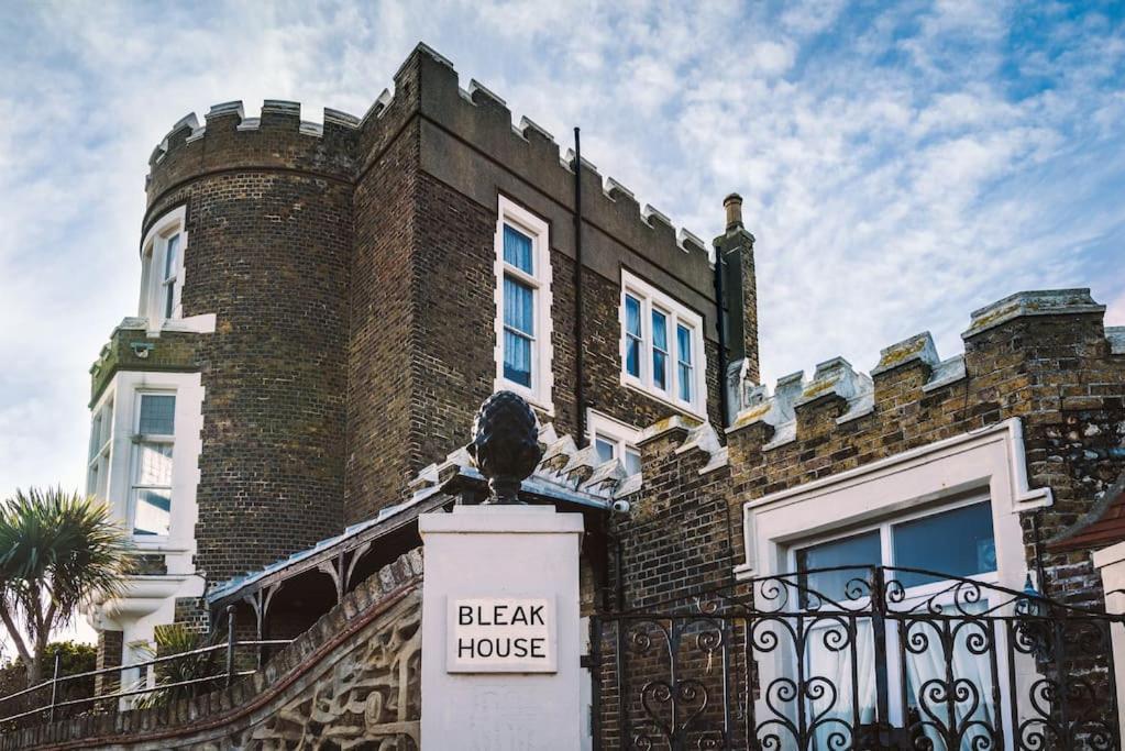 Central, Seaview Apartment, 3 Beds, 2 Baths, Kid & Dog Friendly At The Lookout Broadstairs Extérieur photo